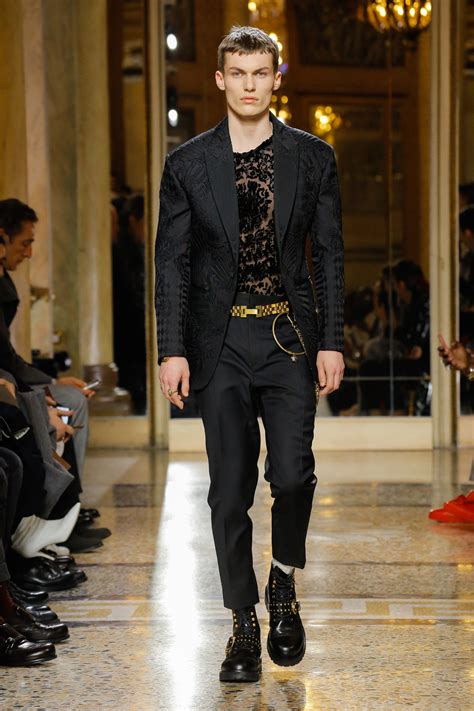 versace outfit men.